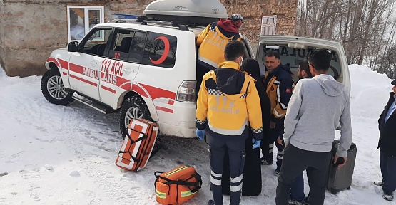 Pervari/Keskin Köyünde Rahatsızlanan Hamile Kadına Ekipler 3 Saatlik Çalışma Sonucu Ulaştı