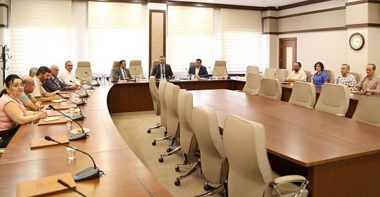 Siirt Üniversitesinde Fıstık ve Keçi Üretiminin Arttırılması İle İlgili Değerlendirme Toplantısı Yapıldı