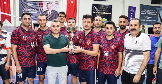 Kurumlar Arası Voleybol Turnuvasında Şampiyon Jandarma Oldu