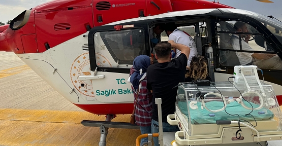 Özel Siirt Hayat Hastanesi, İkiz Bebeklerin Helikopter İle Van İline Transferini Sağladı