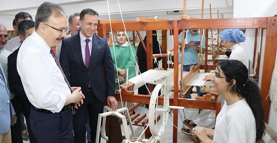 “Geleneksel Siirt Battaniyesi Dokumacılığı Atölyesi”nin Açılışı Yapıldı