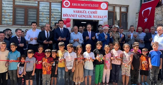 Vali Kızılkaya, Eruh’ta Sarıgül Camii Diyanet Gençlik Merkezinin Açılışı Yaptı