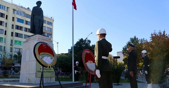 Siirt’te 10 Kasım’da Büyük Önder Atatürk Anıldı