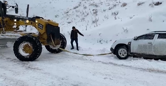 PERVARİ GEÇİTTEPE KÖY GRUP YOLU ULAŞIMA AÇILDI