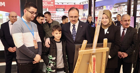 Vali Kızılkaya, “Gazetelerin Işığında Siirt” Sergisinin Açılışını Yaptı