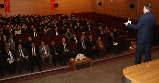 Siirt’te 2024-2025 Eğitim Öğretim Yılı İkinci Dönem Okul Müdürleri Toplantısı Gerçekleştirildi