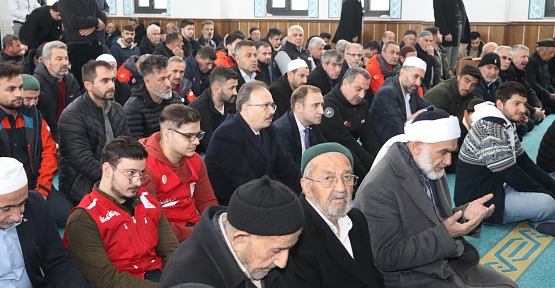 Siirt’te Deprem Şehitleri Dua ve Rahmetle Anıldı