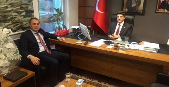 Başkan Özcan, Milletvekilimiz Aktay'ın Desteğiyle Pervari İlçemize Cadde Temizleme Aracı Kazandırdı