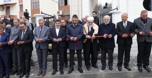 Kayabağlar Beldesinde Bin Kişinin Aynı Anda İbadet Yapacağı Cami Dualarla Hizmete Açıldı