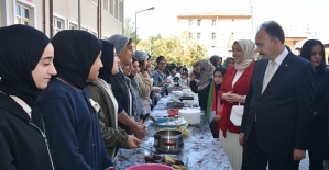 Siirt’te Filistin Yararına Düzenlenen Kermes Yoğun İlgi Gördü