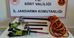 Siirt’te Define Avcıları Suçüstü Yakalandı