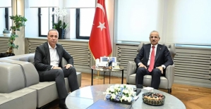 Osman Ören’den Ulaştırma ve Alt Yapı Bakanı Abdulkadir Uraloğlu’na Ziyaret