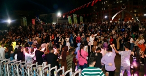 Siirt Fıstık Festivali, Heyecan ve Coşku Dolu Konserle Sona Erdi! 