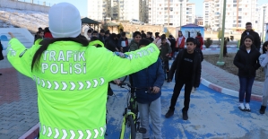 Siirt Belediyesi’nden Çocuklara Trafik Güvenliği Eğitimi